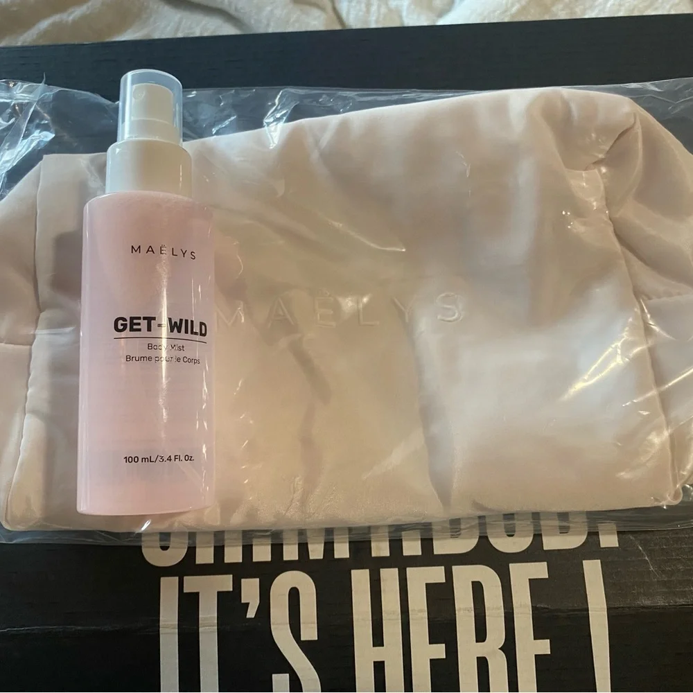 NWT💕MAËLYS Cosmetic Bag and GET-WILD Body Mist